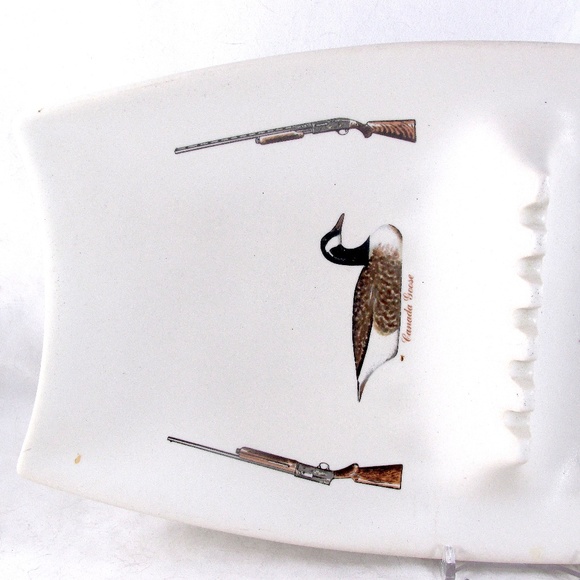Vintage Hyalyn Porcelain Canadian Goose Ashtray - Picture 3 of 4